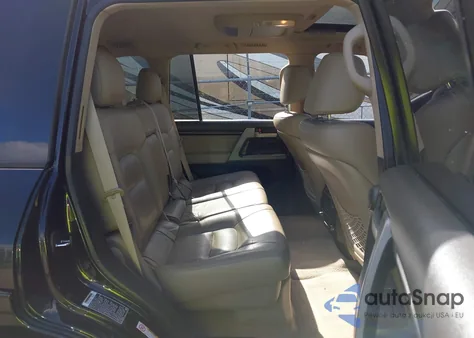 2011 Toyota Land Cruiser V8 из США, поврежденный, VIN JTMHY7AJ6B4008854